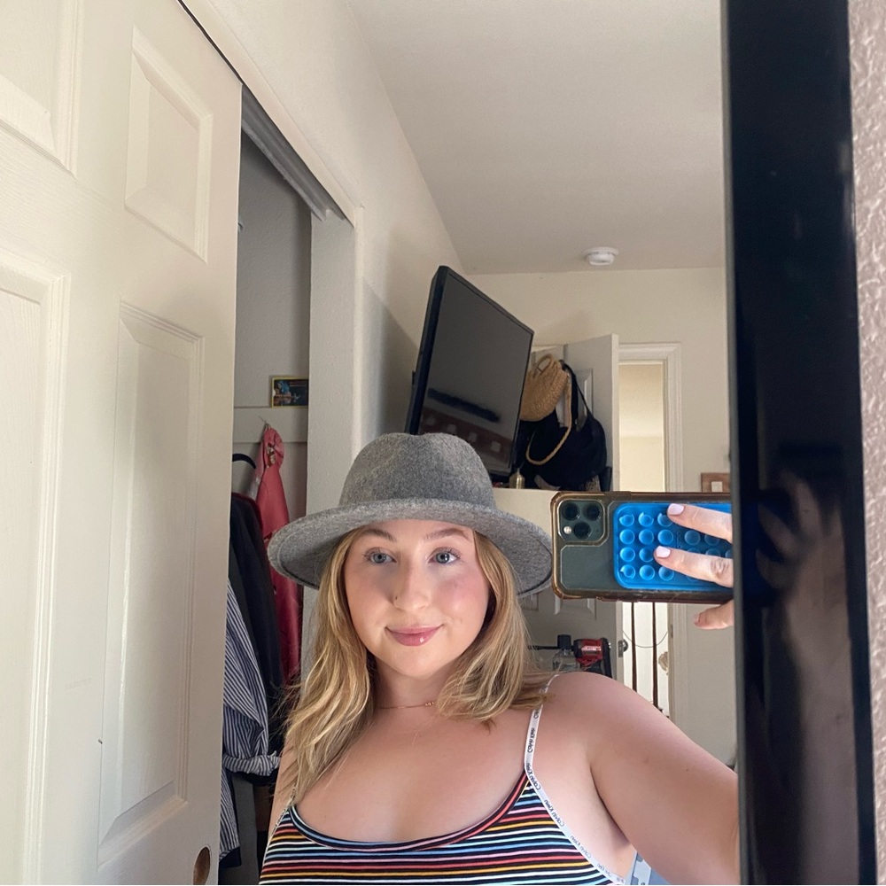 Grey wide brim hat